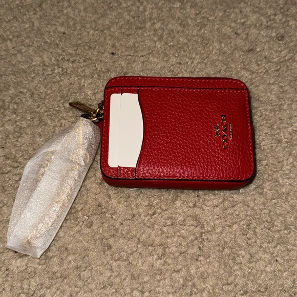 Coach Zip Card Case Size OS Color Red Gold - Picture 2 of 6